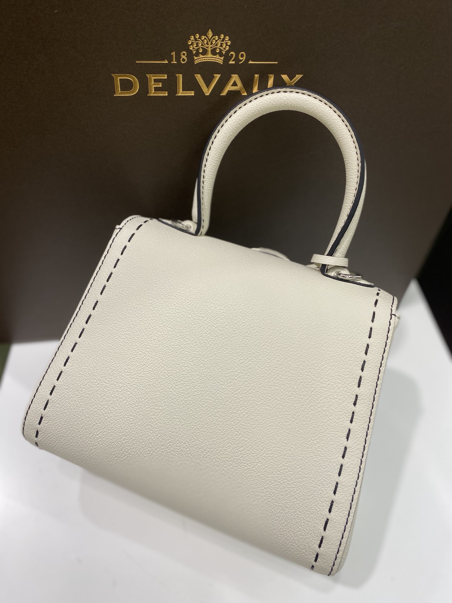 델보 브리앙 박스백 미니